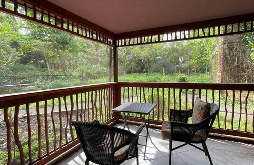 Honalo Casa | Amidst Bamboo Jungle Retreat