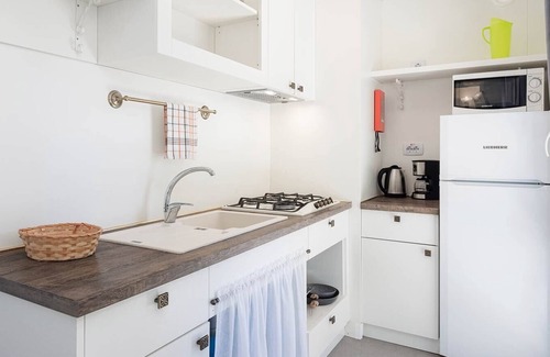 Cove Tri Zala (Zrnovo) Otro | Port 9 Holiday Homes by Aminess