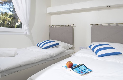 Cove Tri Zala (Zrnovo) Otro | Port 9 Holiday Homes by Aminess