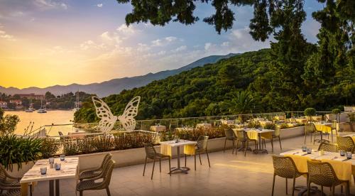 Cove Tri Zala (Zrnovo) Complejo | Aminess Planet Camping Holiday Homes Port9