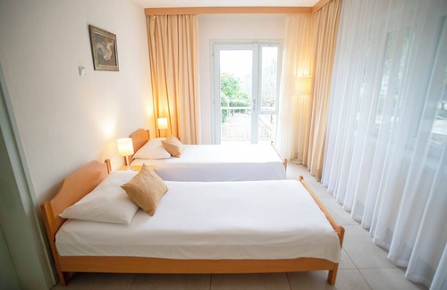 Supetar Complejo | Aminess Vival Casa Velaris