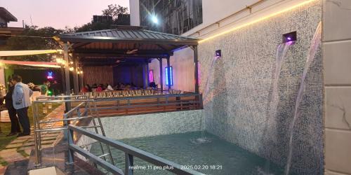 Noida Casa | Amit House
