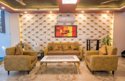 Noida Casa | Amit House