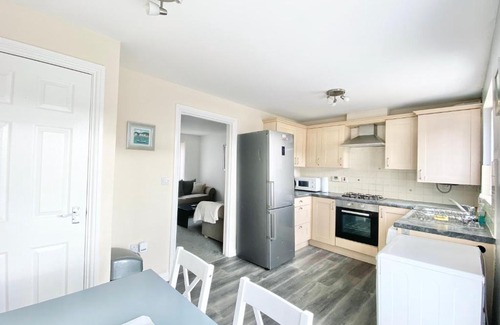 Newport Casa | Ammaculate 3 Bedroom property near Caltic Manor