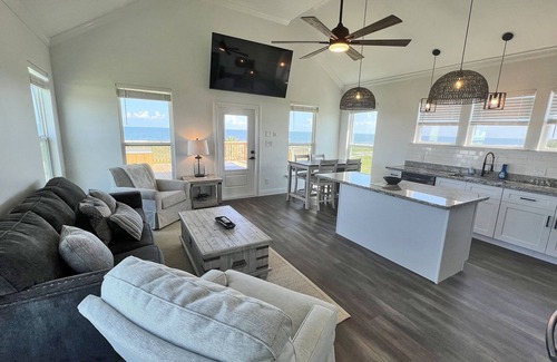 Grand Isle Casa | AMO - Beachfront - Island Realty