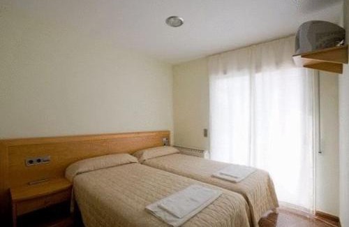 Olot Casa | Amolls Restaurant i Habitacions