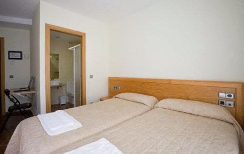 Olot Casa | Amolls Restaurant i Habitacions