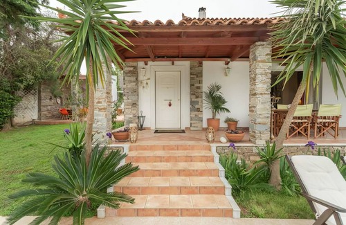 Mati Villa | Amomos Villa with Swimming Pool