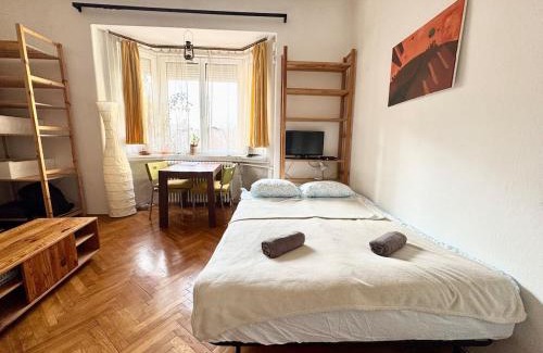 Nemetvolgy Apartamento | Among Trees Apartment
