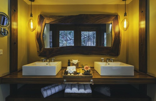 Aguas termales de Arenal Hotel | Amor Arenal Adults Friendly