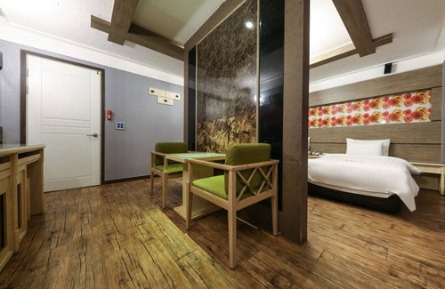 Cheongju Hotel | Amore Motel