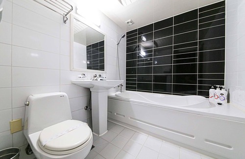 Cheongju Hotel | Amore Motel