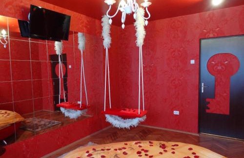 Galati Apartamento | Amour Rouge Suite (Adults Only)