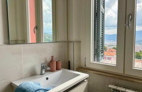 Carozzo Apartamento | Ampio appartamento fino a 4 persone sulle colline della Spezia, vista panoramica sul Golfo - 10 minuti dal centro città 16 da Sarzana e Lerici