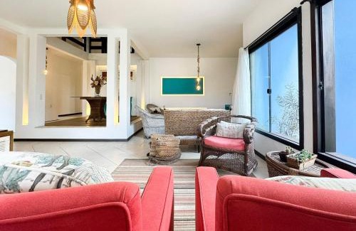 Vila Nova Casa | Ampla Casa com piscina a 100m da Praia da Vila Nova - IMB001