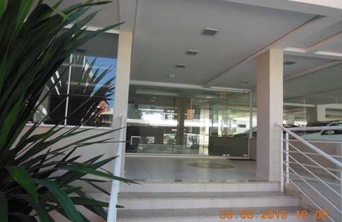 Ingleses Norte Apartamento | Ajustar ancho (nuevo) a 300m de la playa, con aire en todas las habitaciones y sala de juegos.