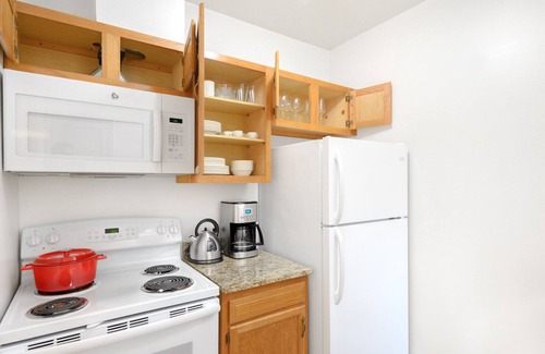 Adams Morgan Apartamento | Ample Dupont Circle 2BR nr. U Street & Adam's Morgan, by Blueground
