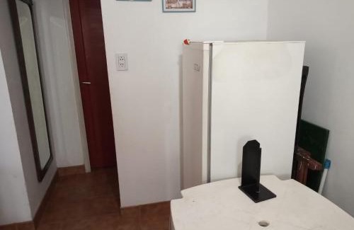 Mar de Ajó Apartamento | Amplia casa con fondo y estacionamiento a metros del mar