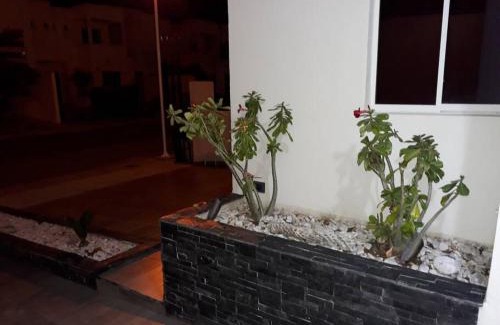 La Paz Casa | Amplia residencia con acceso privado