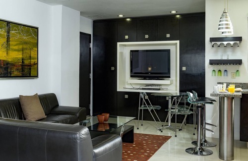 San Pedro Garza García Apartamento | Amplio a 3 minutos de San Pedro