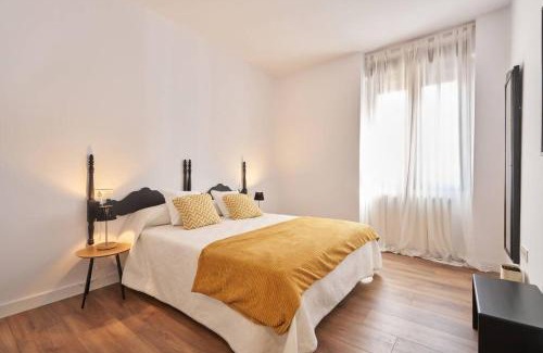 Oeste Apartamento | Amplio alojamiento centro barrio del Oeste