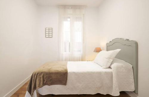 Oeste Apartamento | Amplio alojamiento centro barrio del Oeste