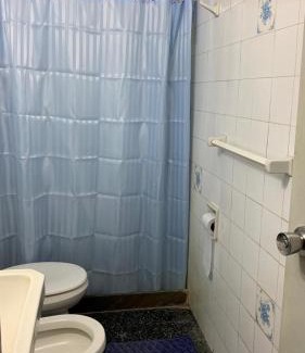 Salto Apartamento | Amplio apartamento c/todos los servicios y garage