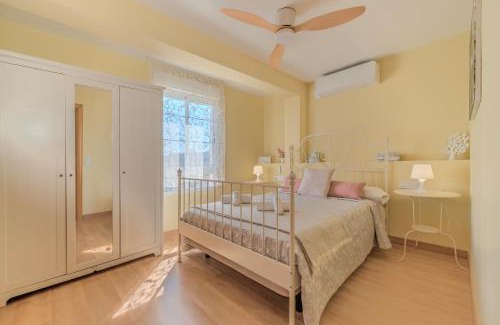 Venecia Apartamento | Amplio piso de 100m2 con 3 hab, wifi rápido, AC