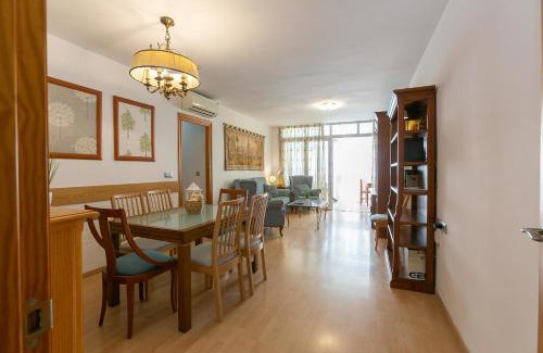 Perchel Sur Apartamento | Amplio piso en el centro de Málaga