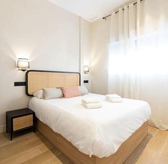 Almenara Apartamento | Amplio y cómodo apartamento cerca Plaza Castilla