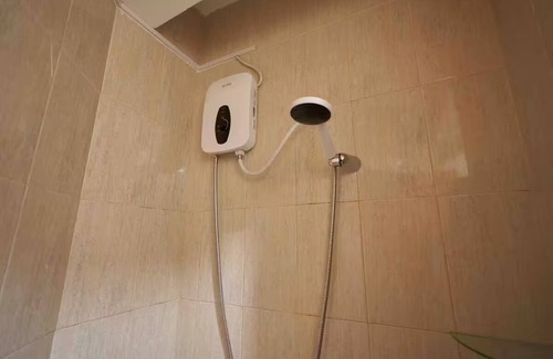 Monserrate Apartamento | Amplio y en Céntrica Urbanización, segundo piso