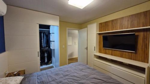 Jardim Botanico Apartamento | Amplo Apartamento 1 D com VAGA