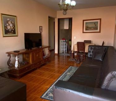Araruama Apartamento | Amplo APT próximo a lagoa/centro