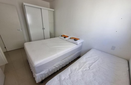 Castelo Branco Apartamento | Amplo e Confortável Apto em Meia Praia Itapema