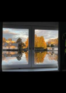 Amsterdam North Cama Y Desayuno | Amster Houseboat Bed without Breakfast