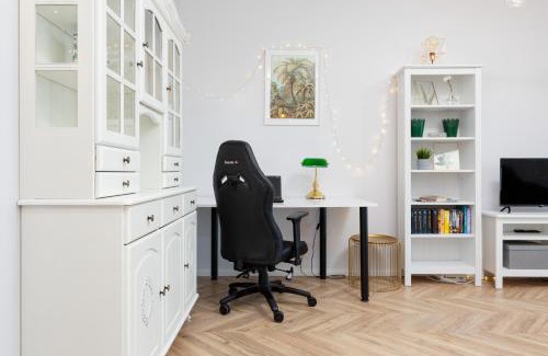 Targowek Apartamento | Amsterdam Estate Apartments Rembrandta by Noclegi Renters