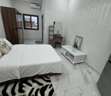 Brusubi Apartamento | Amsterdam Luxury Plaza