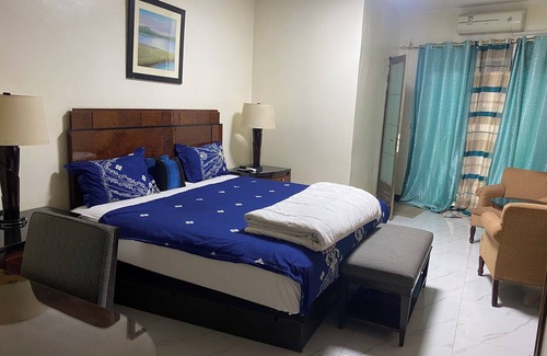 Dakar Hotel | AMSY HOTEL a la cite Keur gorgui with rooms