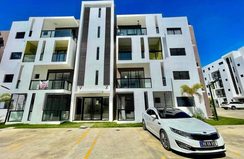Llanos de Gurabo I Apartamento | Amueblado Miralles
