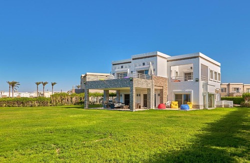 Sidi Abd El-Rahman Villa | Amwaj Standalone Villa