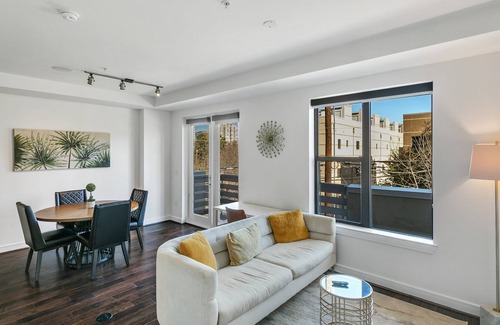Uptown Apartamento | Amyfinehouse Luxury 1BR Penthouse in Uptown Dallas Terrace+Pool+Gym