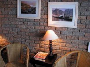 Dana Bay Casa | Amzee Bokmakierie Guest House