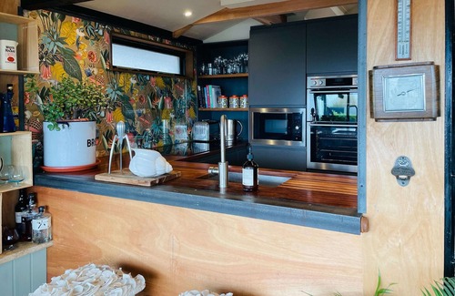 Whitstable Cabaña | Alojamiento de 2 habitaciones en Seasalter, Whitstable
