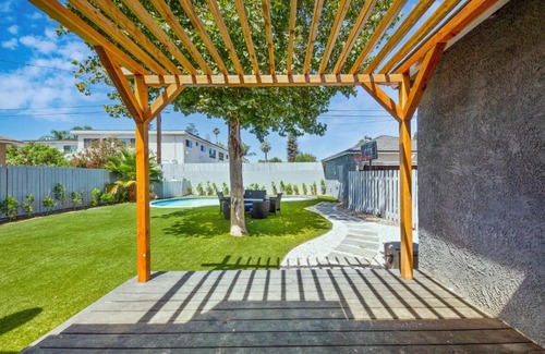 Reseda Casa | An amazing full house with a pool