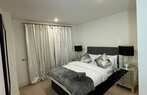Woolwich Apartamento | An apartment in the heart of Royal Arsenal. Get to Central London in 15 minutes!