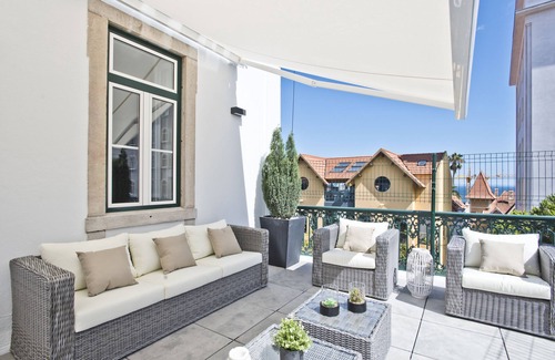 Cascais Apartamento | Un apartamento con una terraza increíble.