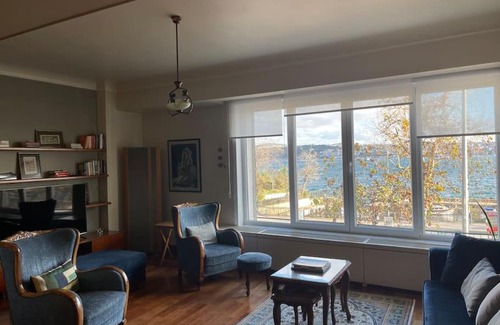 Kabatas Apartamento | An apartment with Bosphorus view