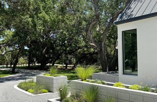 Ponce Inlet Casa | An architectural gem surrounded by beachy Oak trees! MUST SEE! New construction!