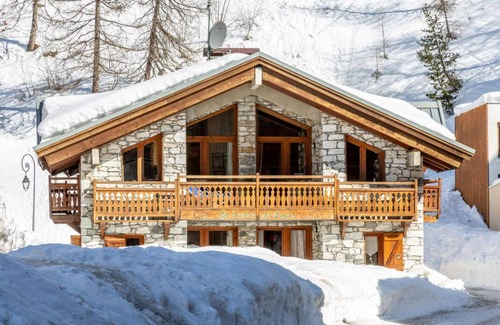 Le Cret Chalet De Esquí | An authentic apartment in a Chalet