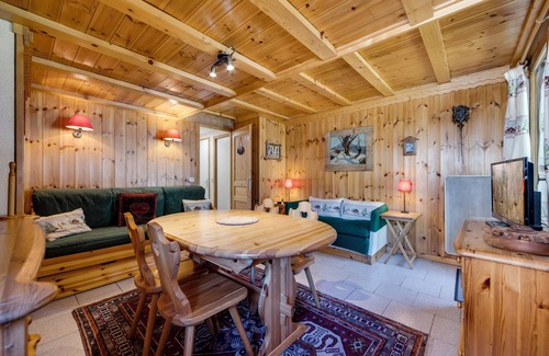 Le Cret Chalet De Esquí | An authentic apartment in a Chalet